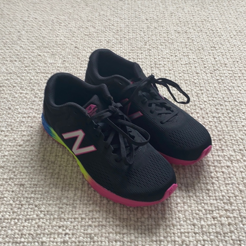 New balance shoes